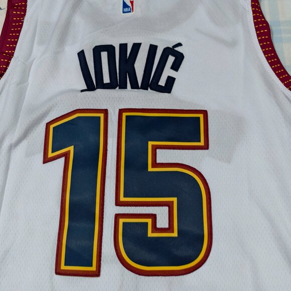 NBA Men's Denver Nuggets Nikola Jokic Jersey #15 - Picture 7 of 7